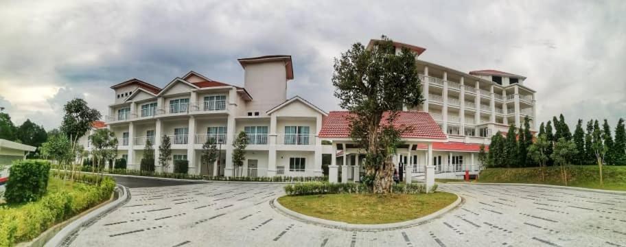 Hotel Casuarina@Kuala Kangsar Dış mekan fotoğraf